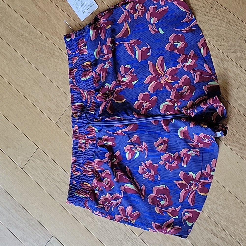 Athleta Crossroads Short Floral Print